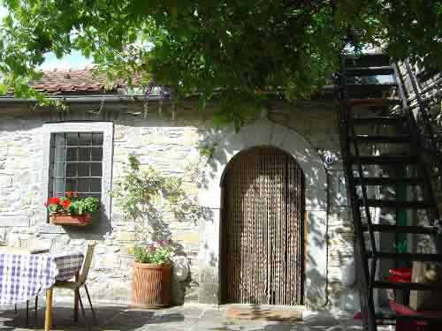 La Terrazza, a beautiful villa to rent in Lunigiana, Tuscany